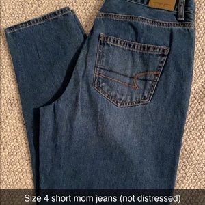 American Eagle Mom Jeans